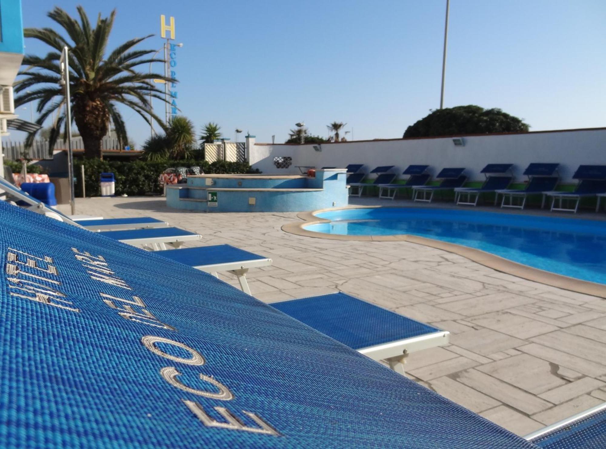 Hotel Eco Del Mare Marina di Massa Εξωτερικό φωτογραφία
